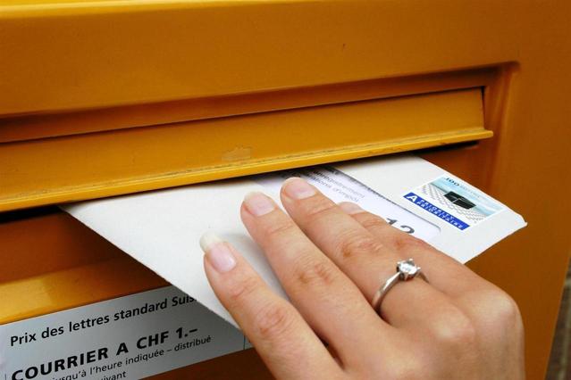 mail-box-2-1493112-639x425.jpg