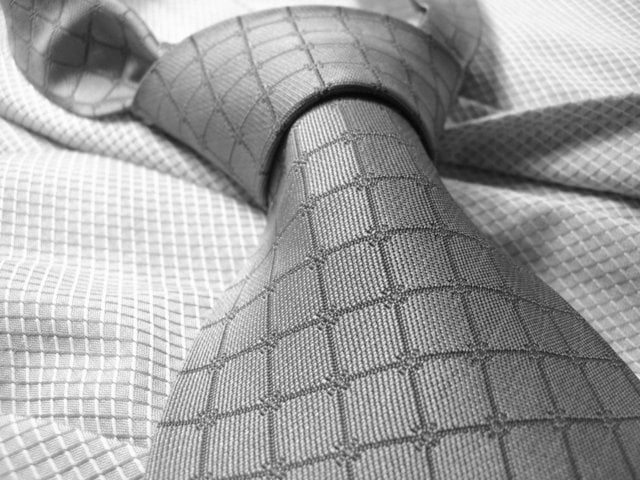 tieshot-9-1239879-640x480.jpg